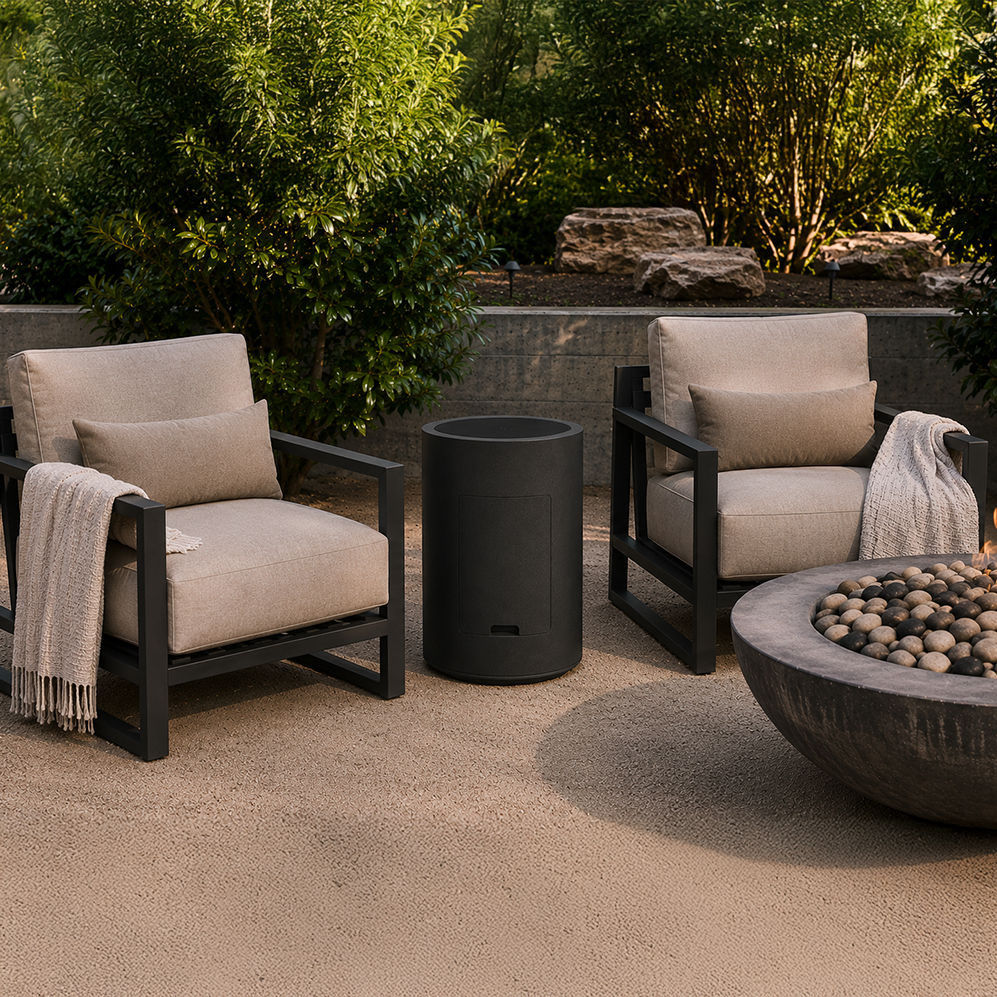 Beacon™ Solar Table - Black